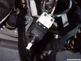 See P124B repair manual